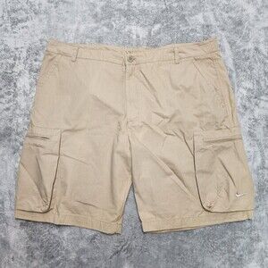 Nike Men's Khaki Cargo Shorts Size 40 / 10" Inseam